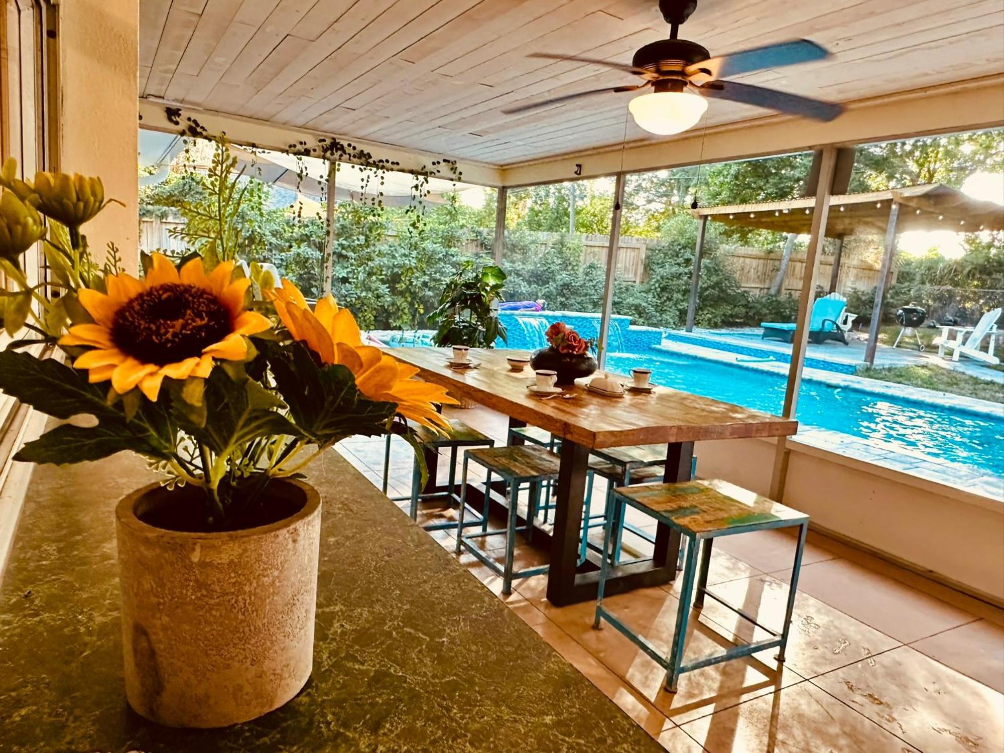4 Bedroom Clearwater Vacation Home With Amazing Backyard 外观 照片